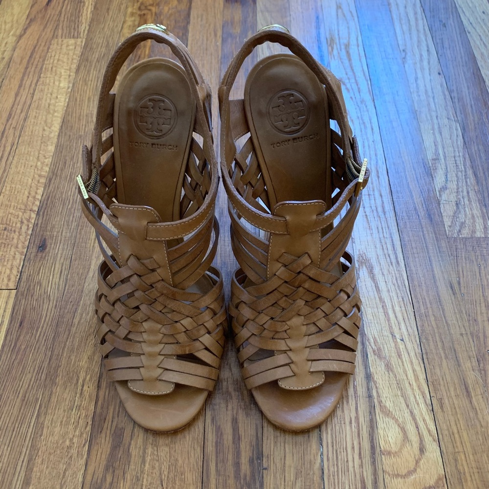 Tory Burch Tan Sandals - Picture 3 of 10